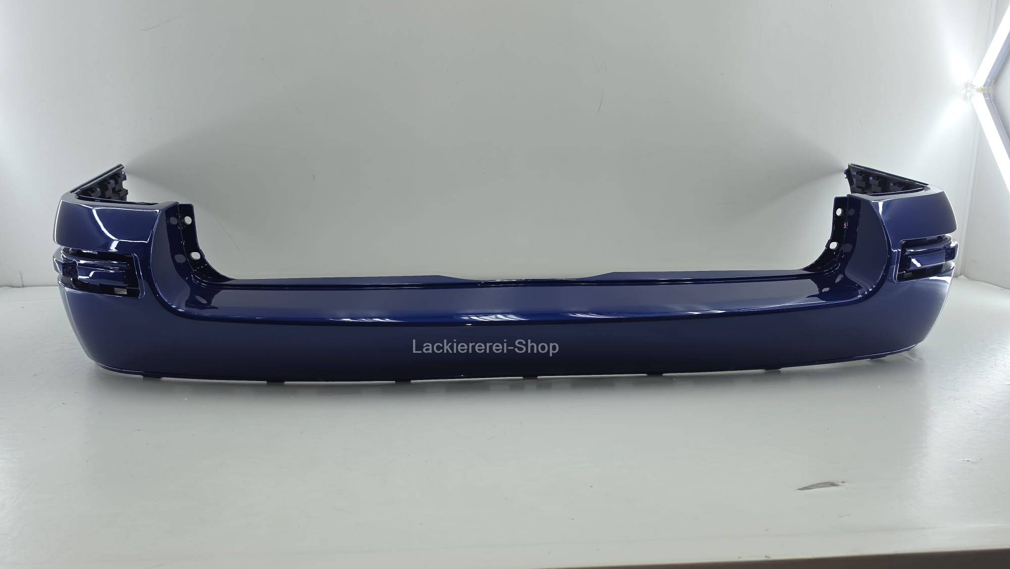 STOßSTANGE HINTEN LACKIERT IN WUNSCHFARBE NEU für VW Passat 3BG Kombi 2000-2005 – Bild 11