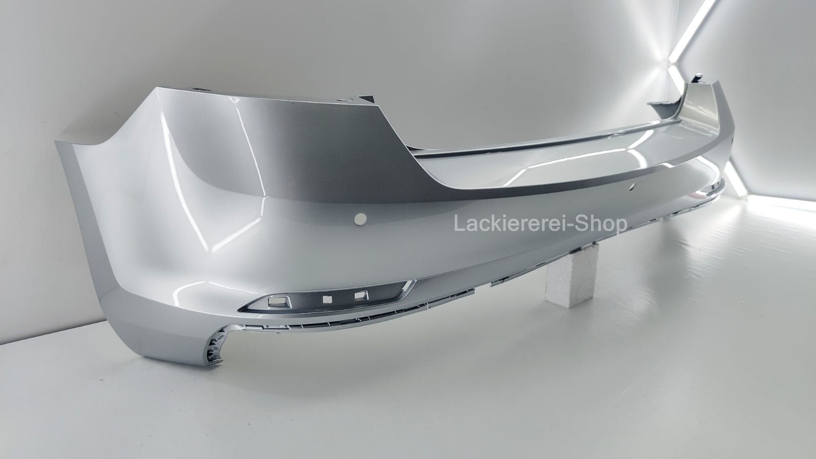 STOßSTANGE HINTEN LACKIERT IN WUNSCHFARBE NEU Skoda Rapid Spaceback ORIGINALTEIL – Bild 4