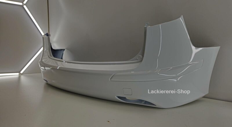 STOßSTANGE HINTEN LACKIERT IN WUNSCHFARBE NEU für Hyundai i30 CW 2010-2012 – Bild 2