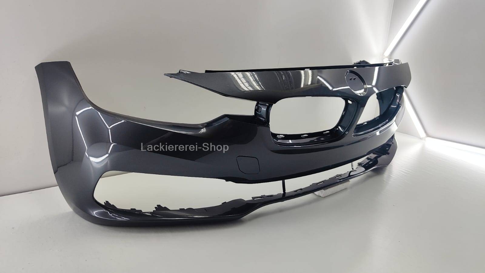 STOßSTANGE VORNE LACKIERT IN WUNSCHFARBE NEU für BMW F30/F31 2015-2019 – Bild 12