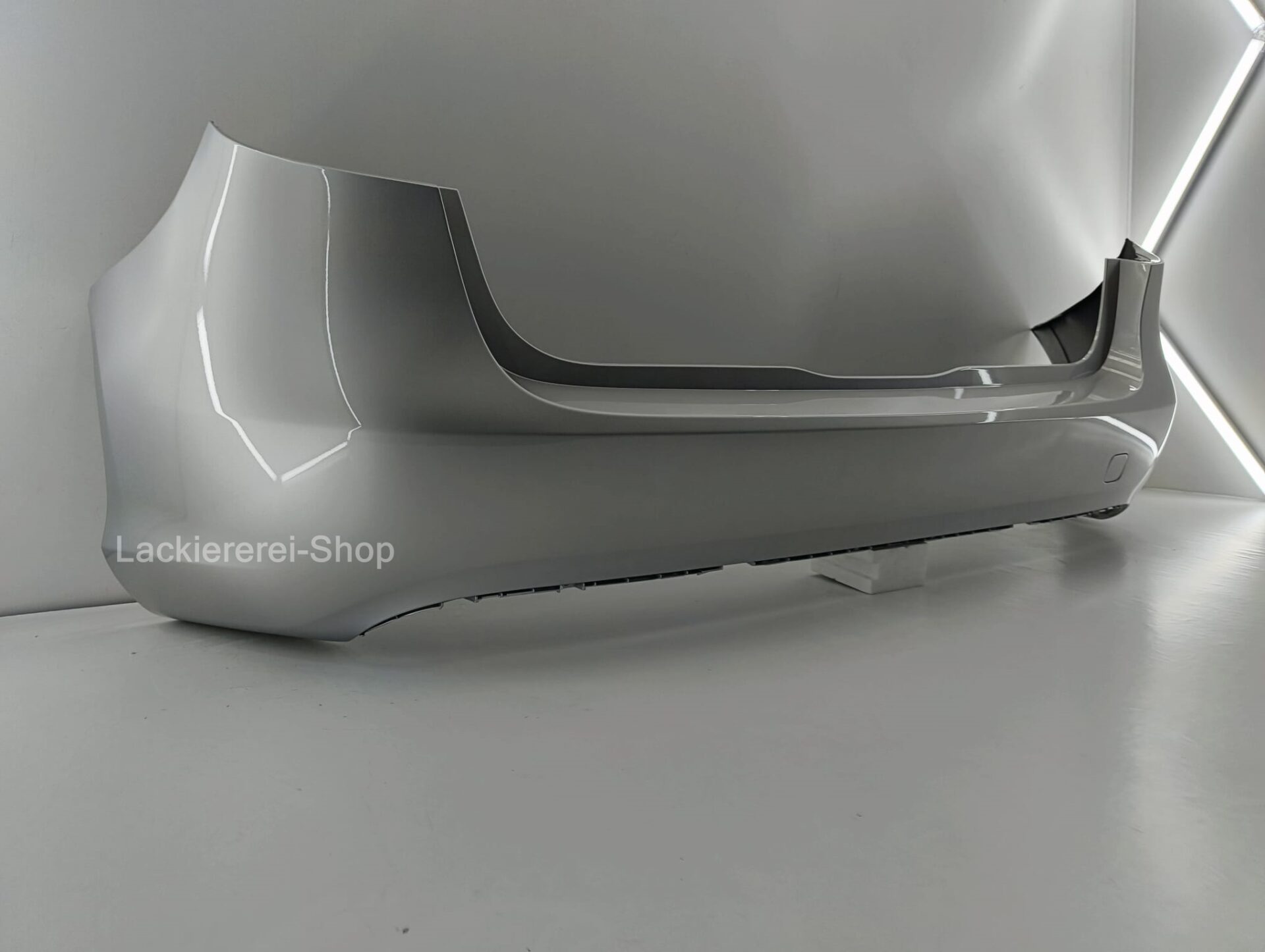 STOßSTANGE HINTEN LACKIERT IN WUNSCHFARBE NEU für Mercedes B W246 2011-2014 – Bild 8