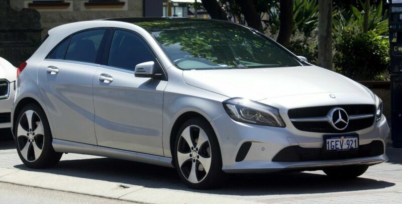STOßSTANGE VORNE für Mercedes A-Klasse W176 2015- LACKIERT in 191, NEU Lagerware – Bild 4
