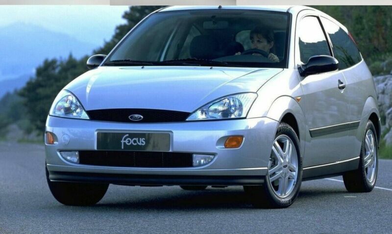 STOßSTANGE VORNE LACKIERT IN Polar-Silber Metallic für Ford Focus 1998-2001 NEU – Bild 3