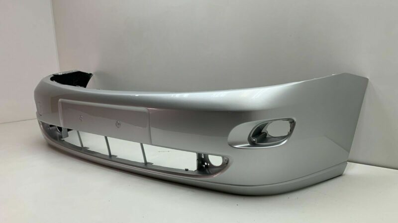 STOßSTANGE VORNE LACKIERT IN Polar-Silber Metallic für Ford Focus 1998-2001 NEU
