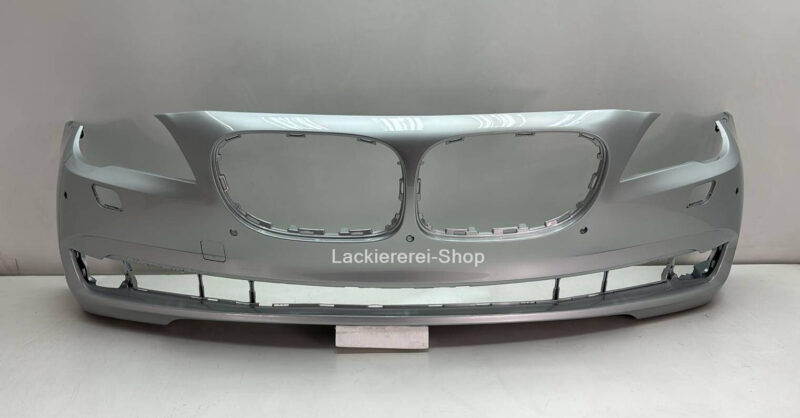 STOßSTANGE VORNE LACKIERT IN 354 Titansilber für BMW 7er F01/F02 2008-2012 PDC