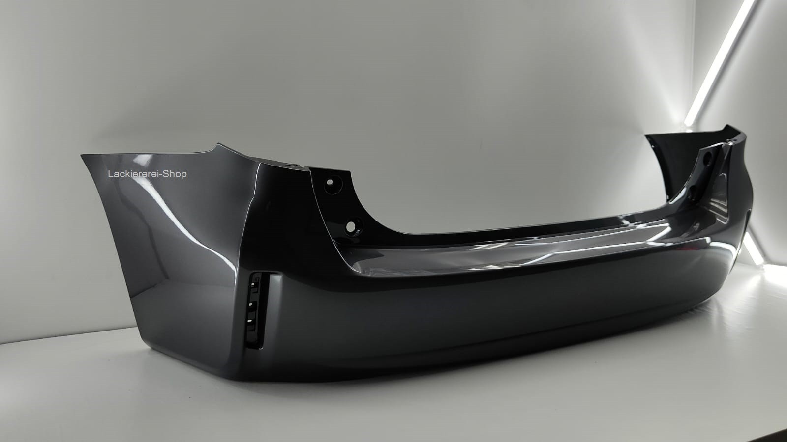 STOßSTANGE HINTEN LACKIERT IN WUNSCHFARBE NEU für Toyota Prius Plus 2012-2020 – Bild 2