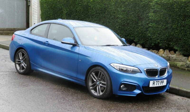 KOTFLÜGEL VORN RECHTS LACKIERT IN 475 BLACK SAPPHIRE für BMW 1er F20/F21/F23/F24 – Bild 5